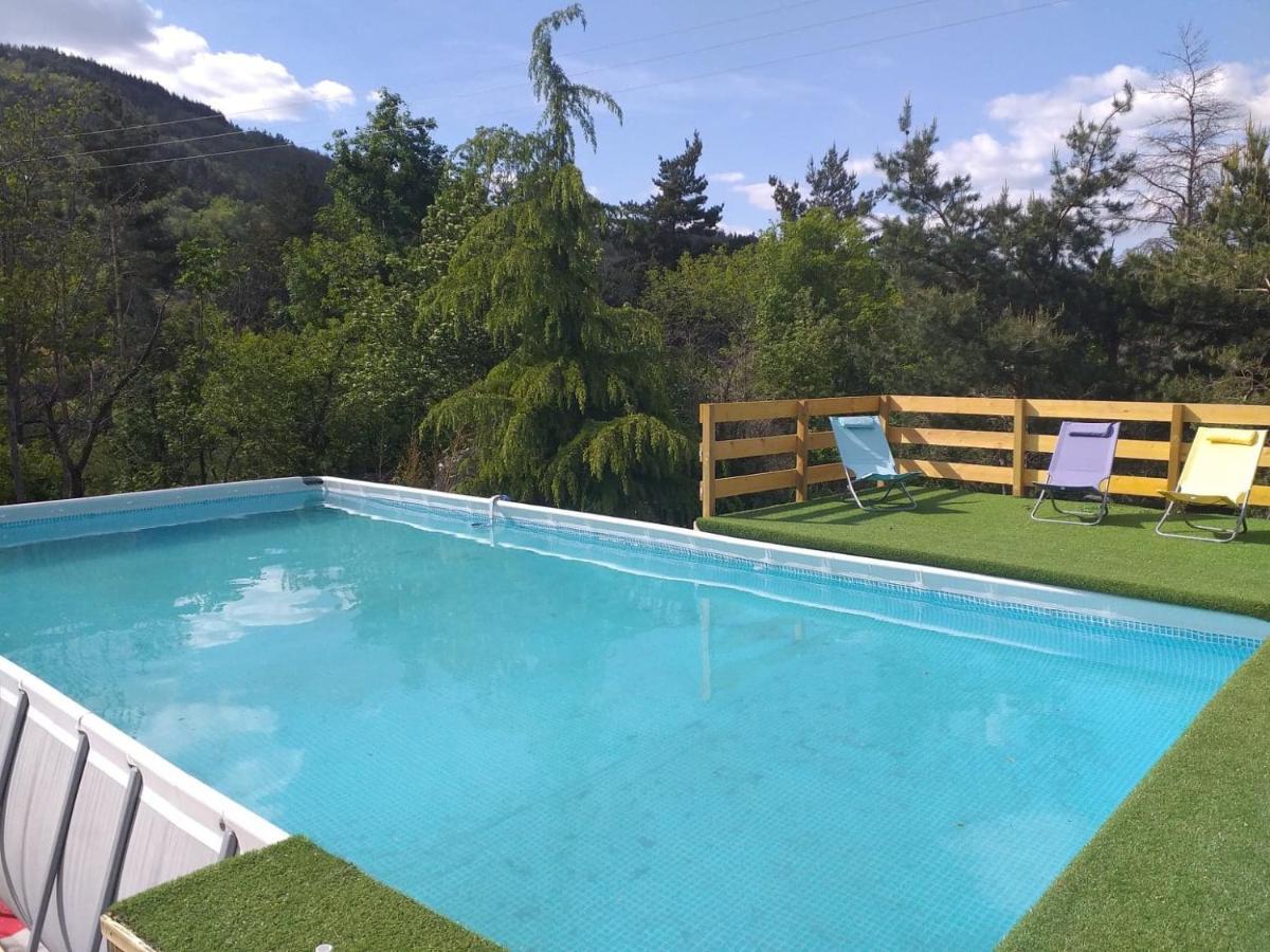 Un petit coin de paradis Gluiras Extérieur photo